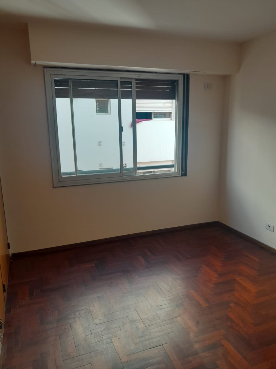 HERMOSO DEPARTAMENTO DE 1 DORMITORIO CON BALCÓN - 4