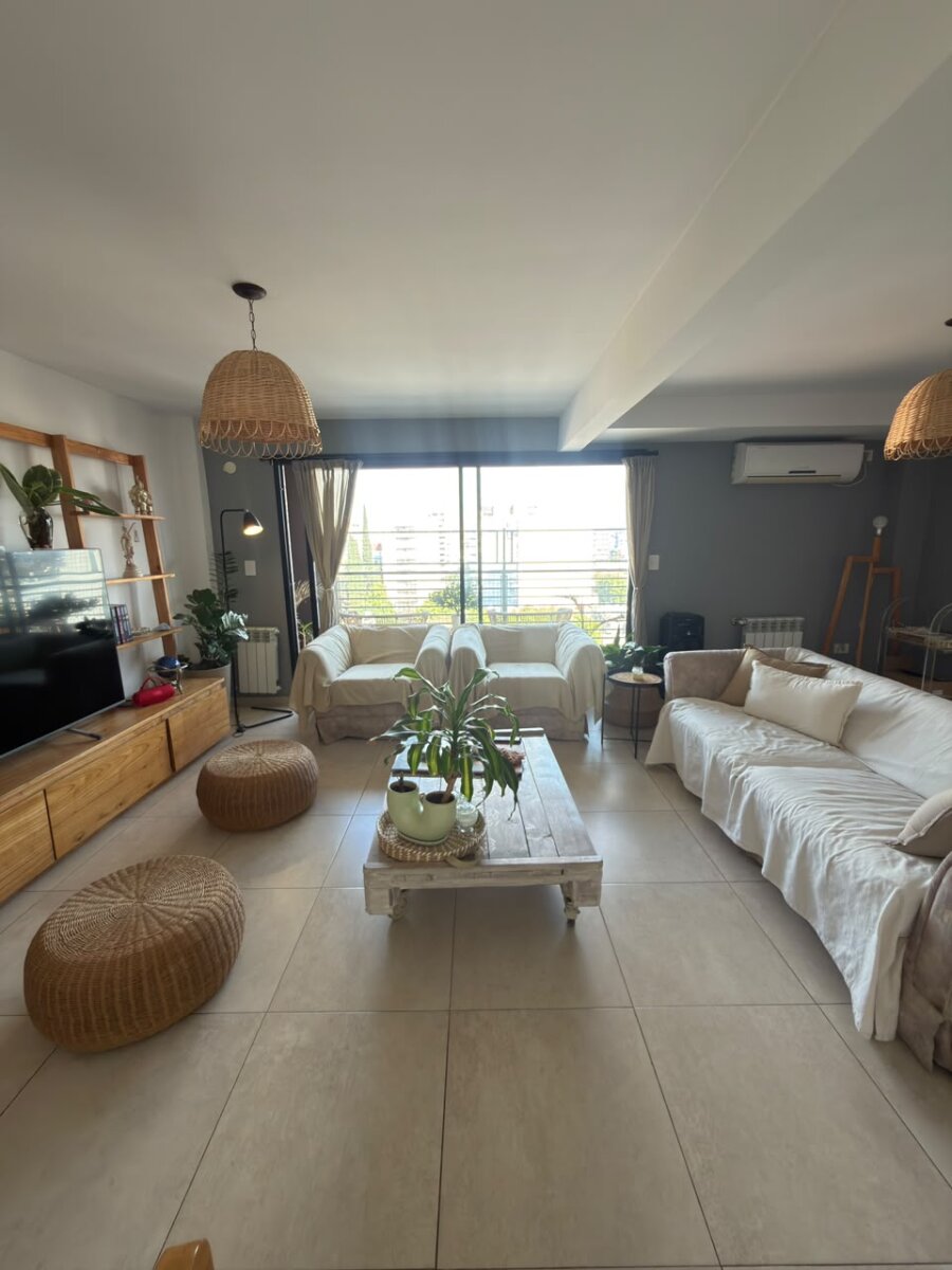 DEPARTAMENTO TIPO PENTHOUSE EN VENTA - 2