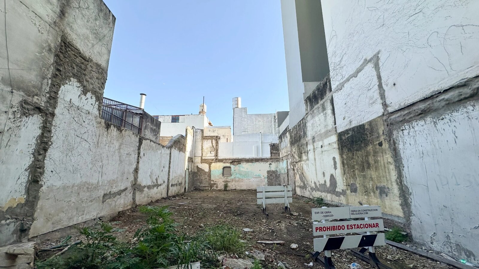 Terreno en Venta - Lote con Plano Aprobado y demolido - 1