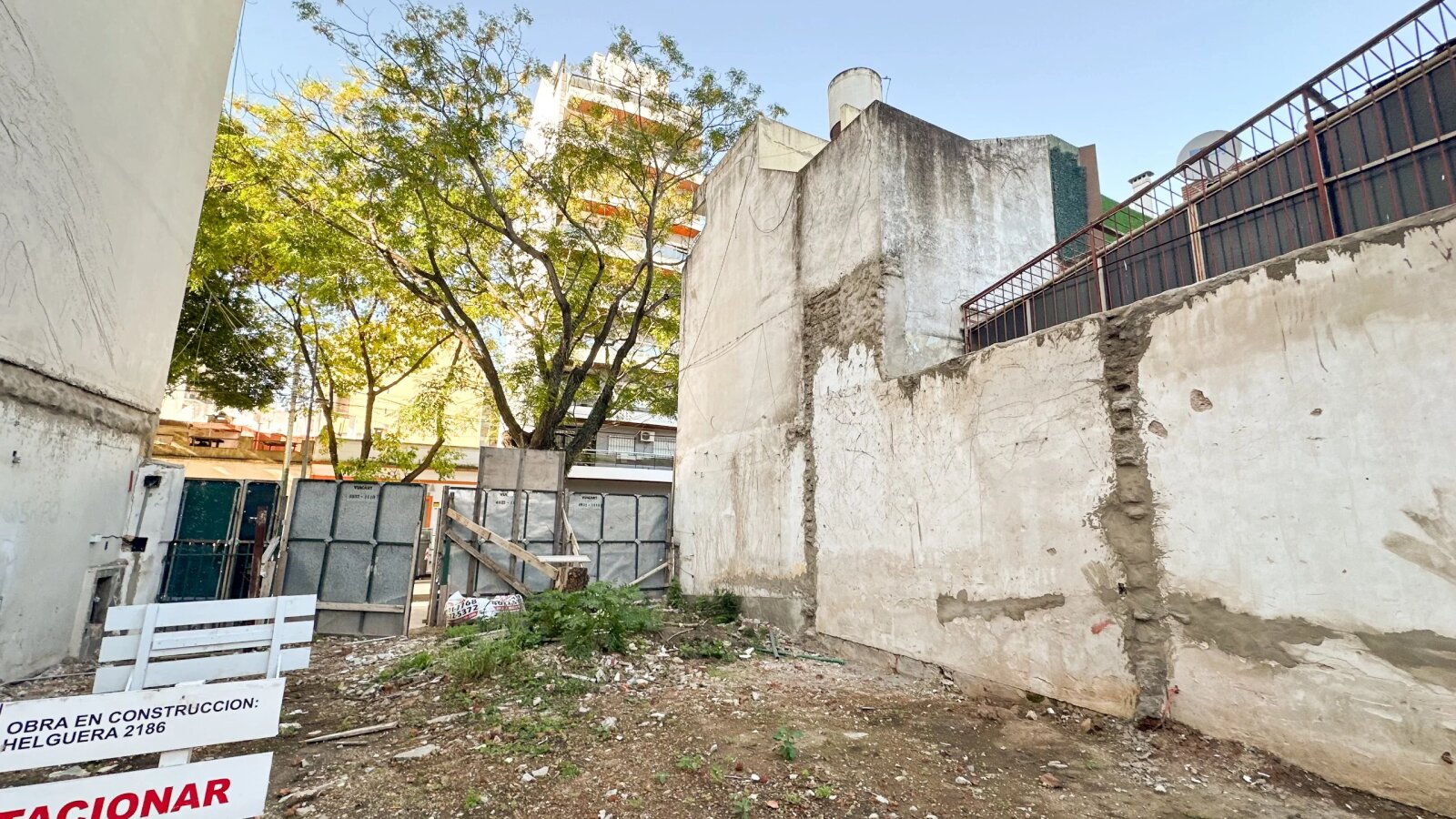 Terreno en Venta - Lote con Plano Aprobado y demolido - 4