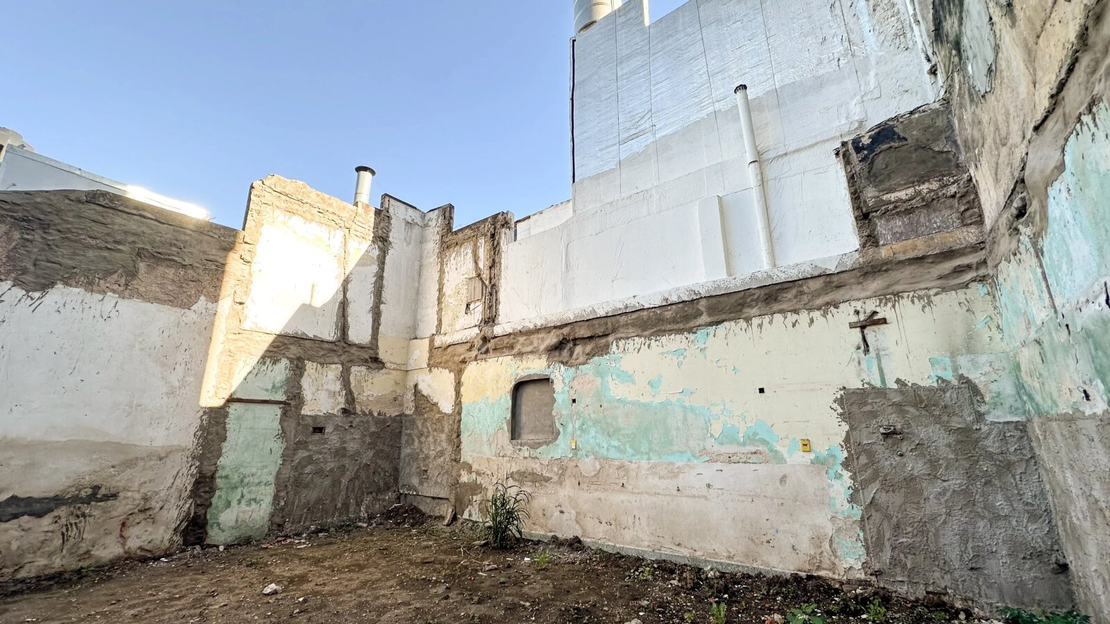 Terreno en Venta - Lote con Plano Aprobado y demolido - 5