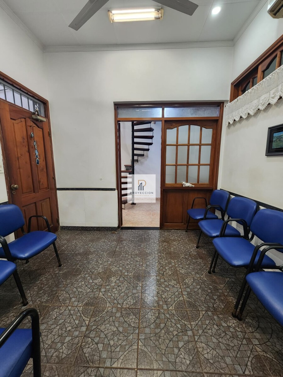 SE ALQUILA OFICINA EN POSADAS - 13