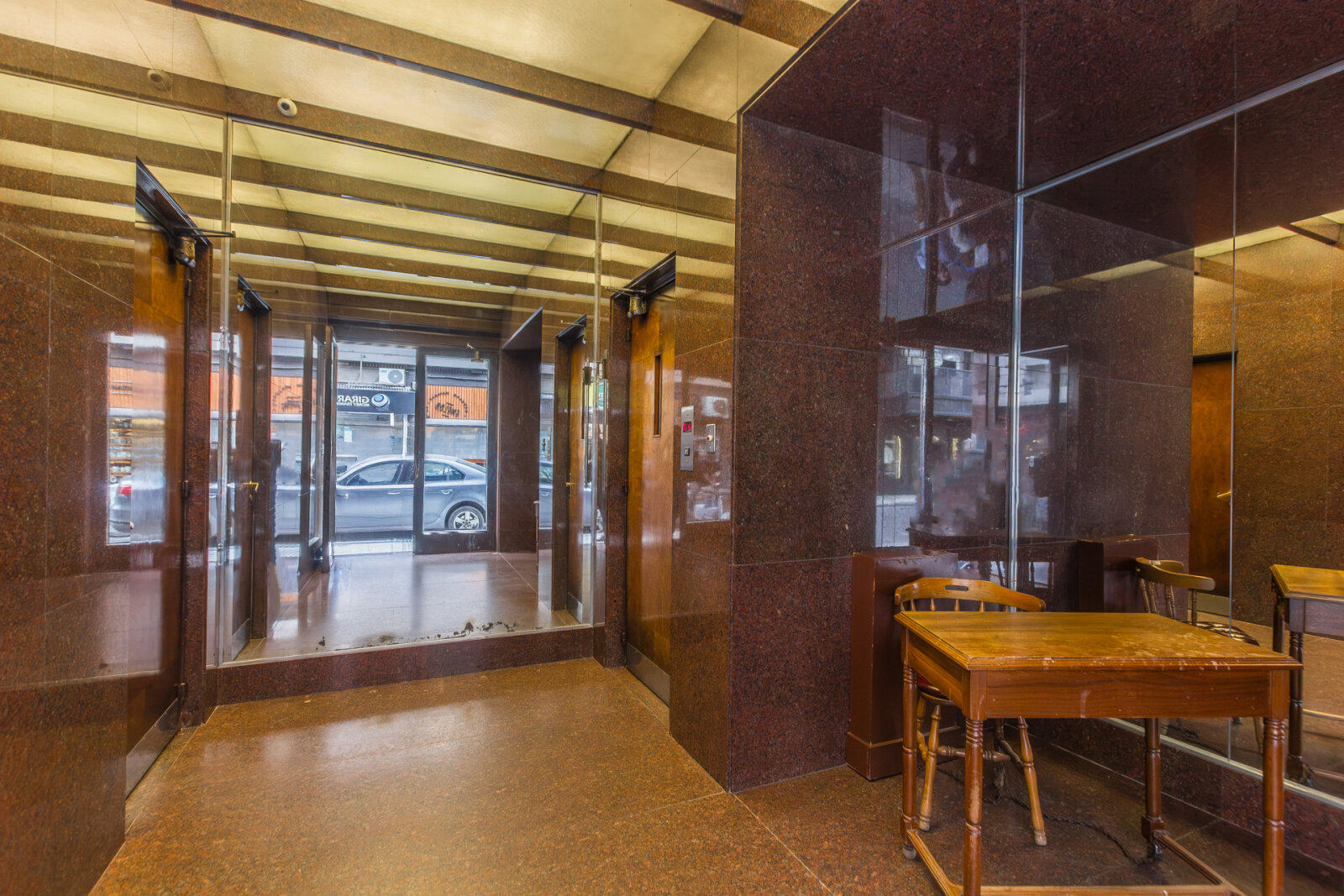 Semipiso - Champagnat - Recoleta - Apto Crédito - 30