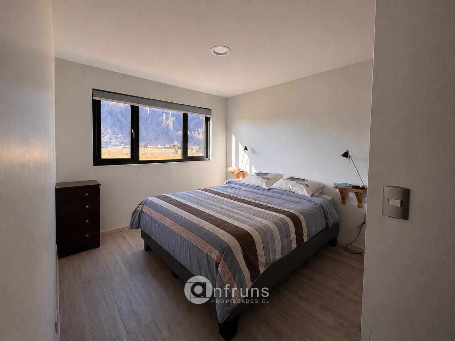 Casa en Venta en Coyhaique | 4 Dormitorios | 4 Baños | 243 m² | UF 11.000 - 8