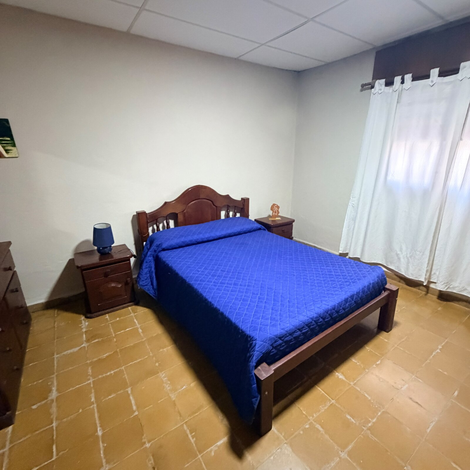 Casa 3 Dormitorios con 2 Patios y Cochera en La France | 2 Baños | Escritura — foto 4