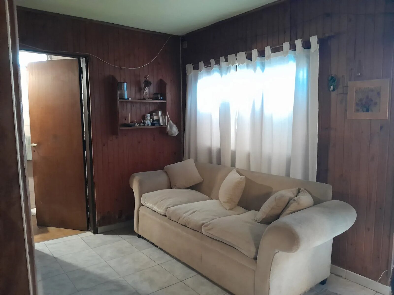 Casa 3 Dormitorios con 2 Patios y Cochera en La France | 2 Baños | Escritura - 5
