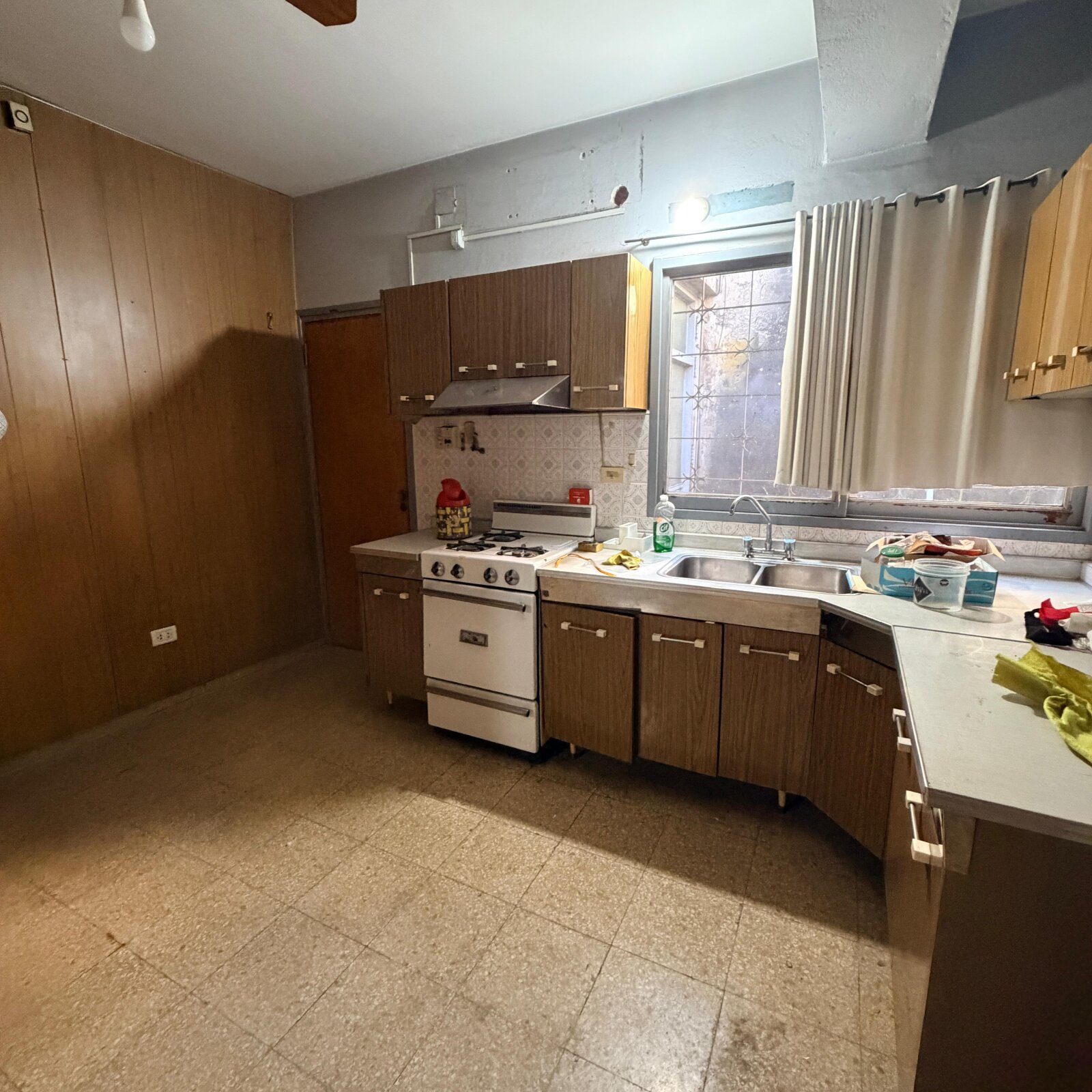 Inversión en Pueyrredón | Galpón Doble Altura + Casa | 289 m² Cubiertos | Lote 10,55 x 30 m - 5