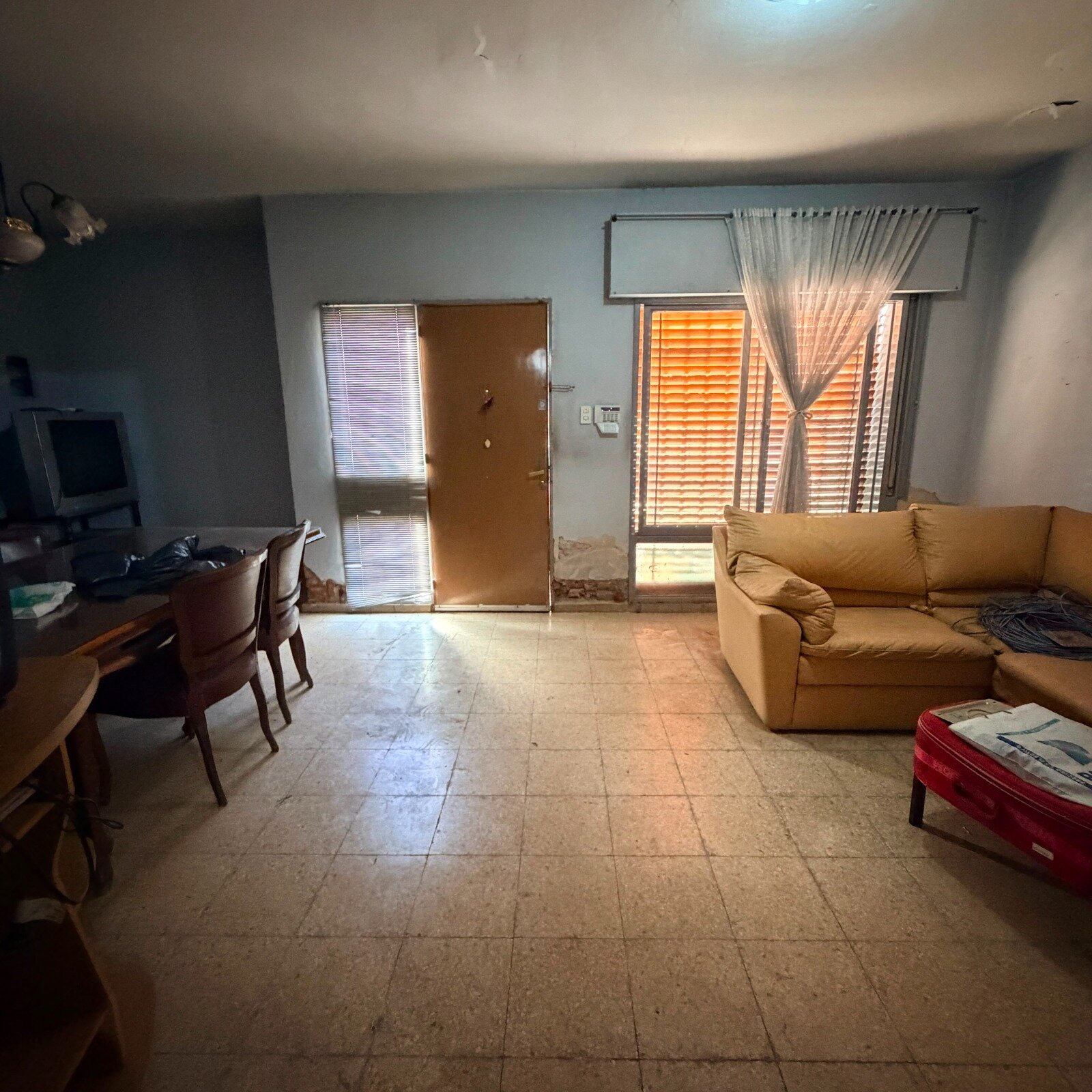 Inversión en Pueyrredón | Galpón Doble Altura + Casa | 289 m² Cubiertos | Lote 10,55 x 30 m - 3