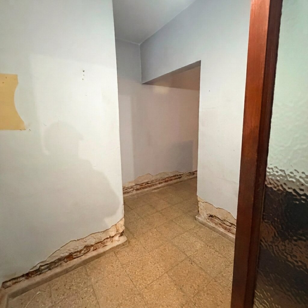 Inversión en Pueyrredón | Galpón Doble Altura + Casa | 289 m² Cubiertos | Lote 10,55 x 30 m - 11