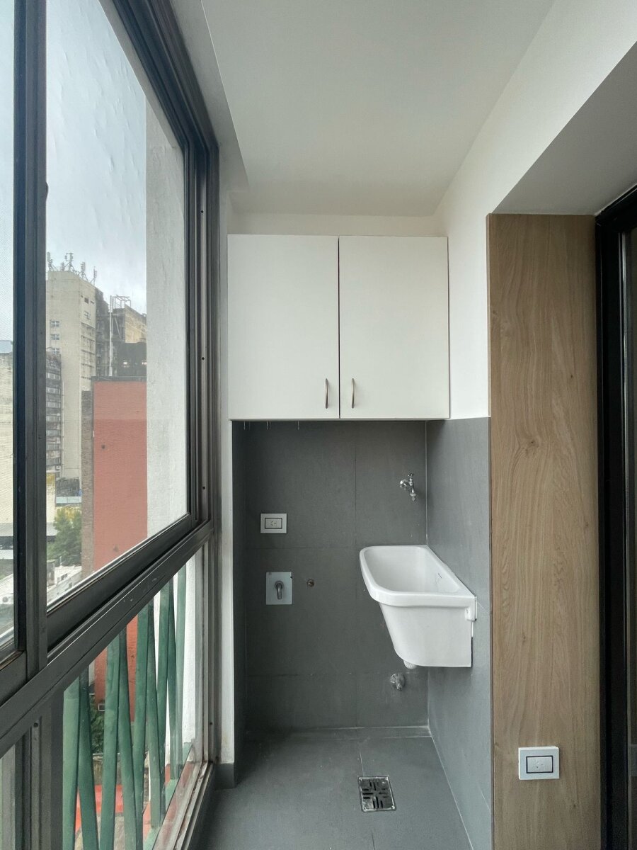INMOBILIARIA ALQUILA MONOAMBIENTE EN CORRIENTES 900, RECIEN RECICLADO - 5
