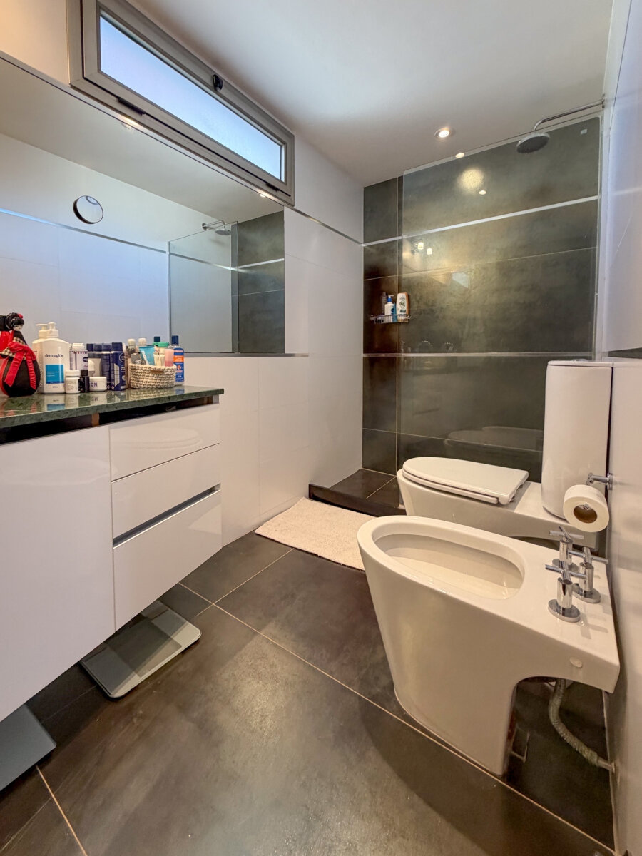 Venta casa 3 dormitorios integramente remodelada - 9 de julio 3600 - 17