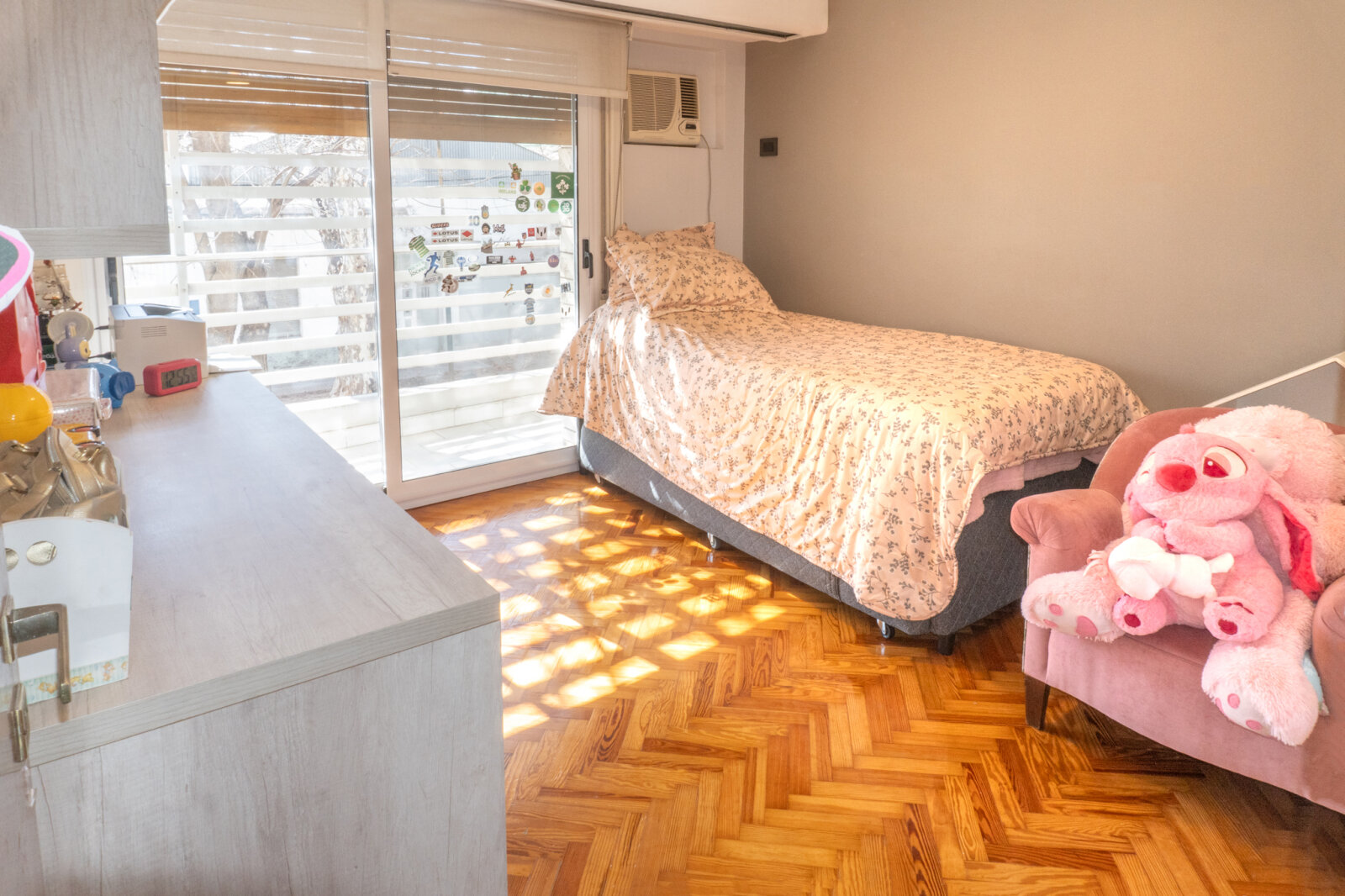 Venta casa 3 dormitorios integramente remodelada - 9 de julio 3600 - 29
