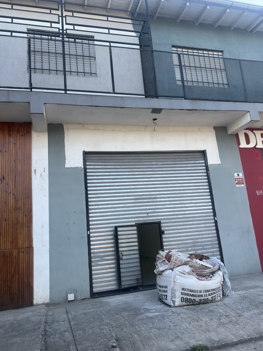 Alquiler local 52m2 Adolfo Sourdeaux - 7