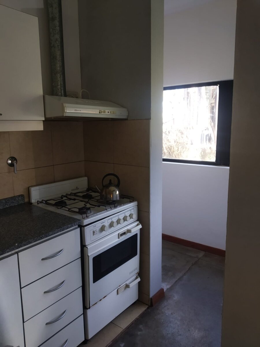 VENTA CASA UN DORMITORIO Y COMODÍN PISCINA EN CAMPO TIMBÓ - 25