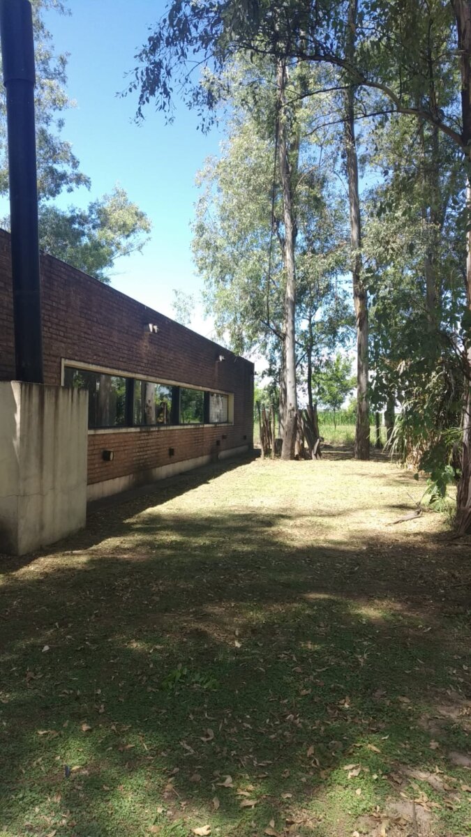 VENTA CASA UN DORMITORIO Y COMODÍN PISCINA EN CAMPO TIMBÓ - 3