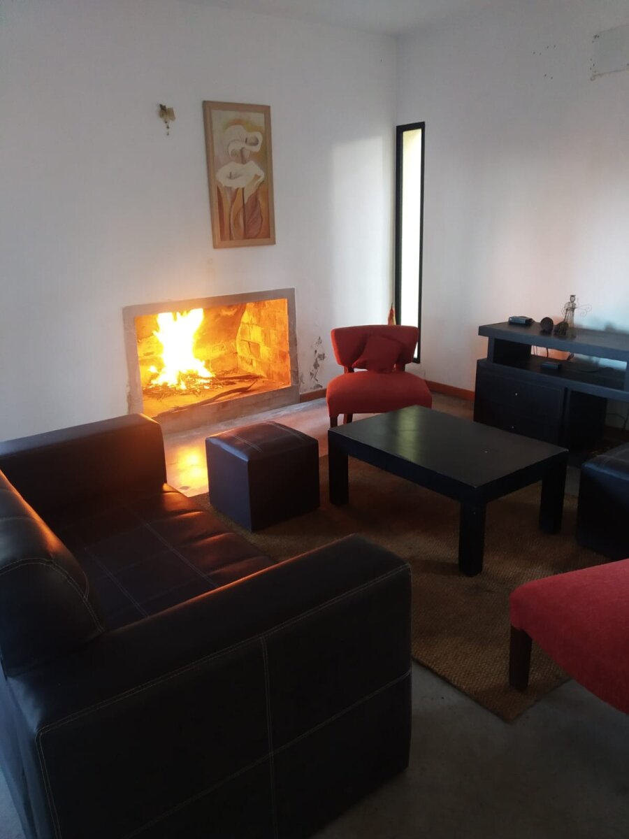 VENTA CASA UN DORMITORIO Y COMODÍN PISCINA EN CAMPO TIMBÓ - 13