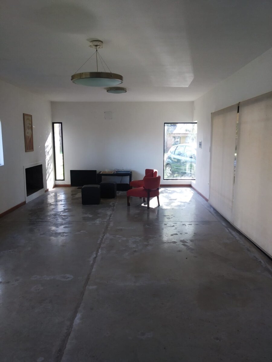 VENTA CASA UN DORMITORIO Y COMODÍN PISCINA EN CAMPO TIMBÓ - 18