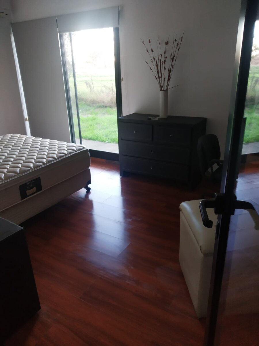 VENTA CASA UN DORMITORIO Y COMODÍN PISCINA EN CAMPO TIMBÓ - 30