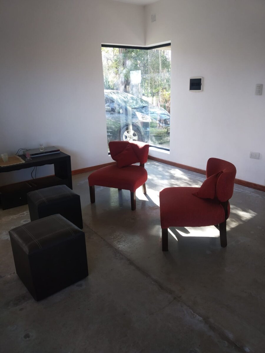 VENTA CASA UN DORMITORIO Y COMODÍN PISCINA EN CAMPO TIMBÓ - 22