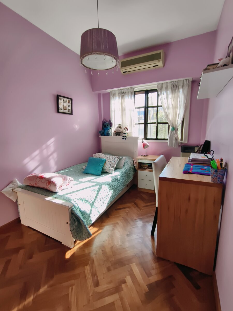 Triplex de 5 ambientes con terraza, parrilla y cochera en Mataderos - 22