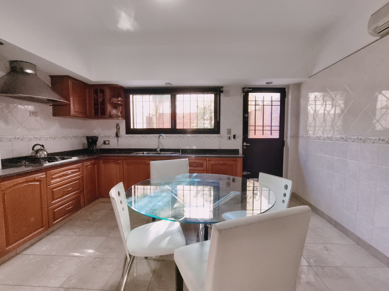 Triplex de 5 ambientes con terraza, parrilla y cochera en Mataderos - 10