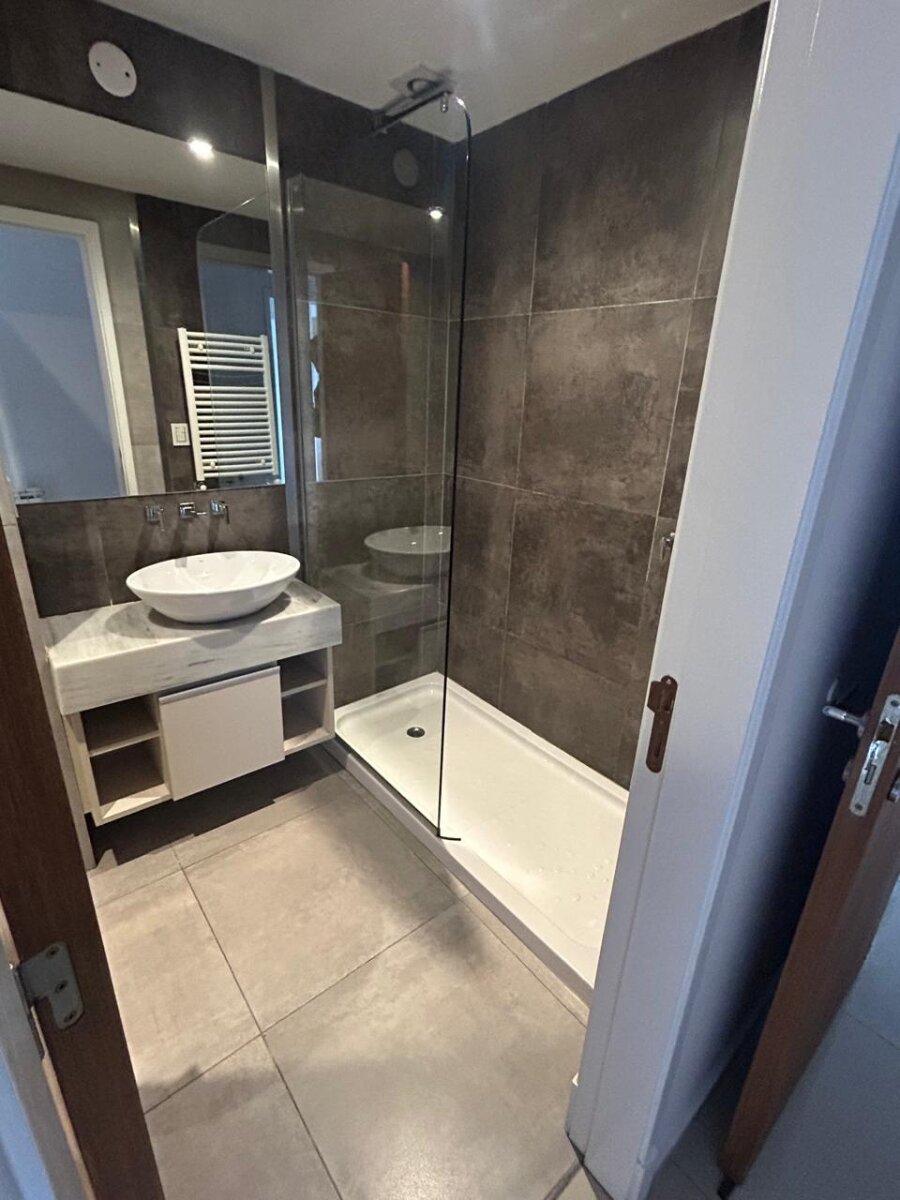 Departamento de 2 dormitorios en Alquiler con cochera ,Torre 4 vipComplejo Opera - Imagen 15
