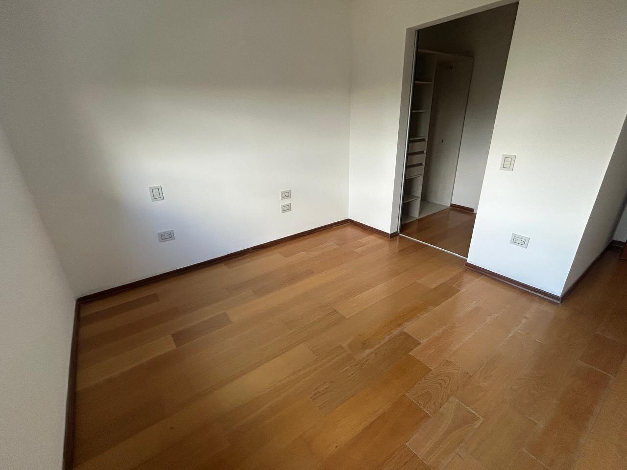 Departamento de 2 dormitorios en Alquiler con cochera ,Torre 4 vipComplejo Opera - Imagen 24