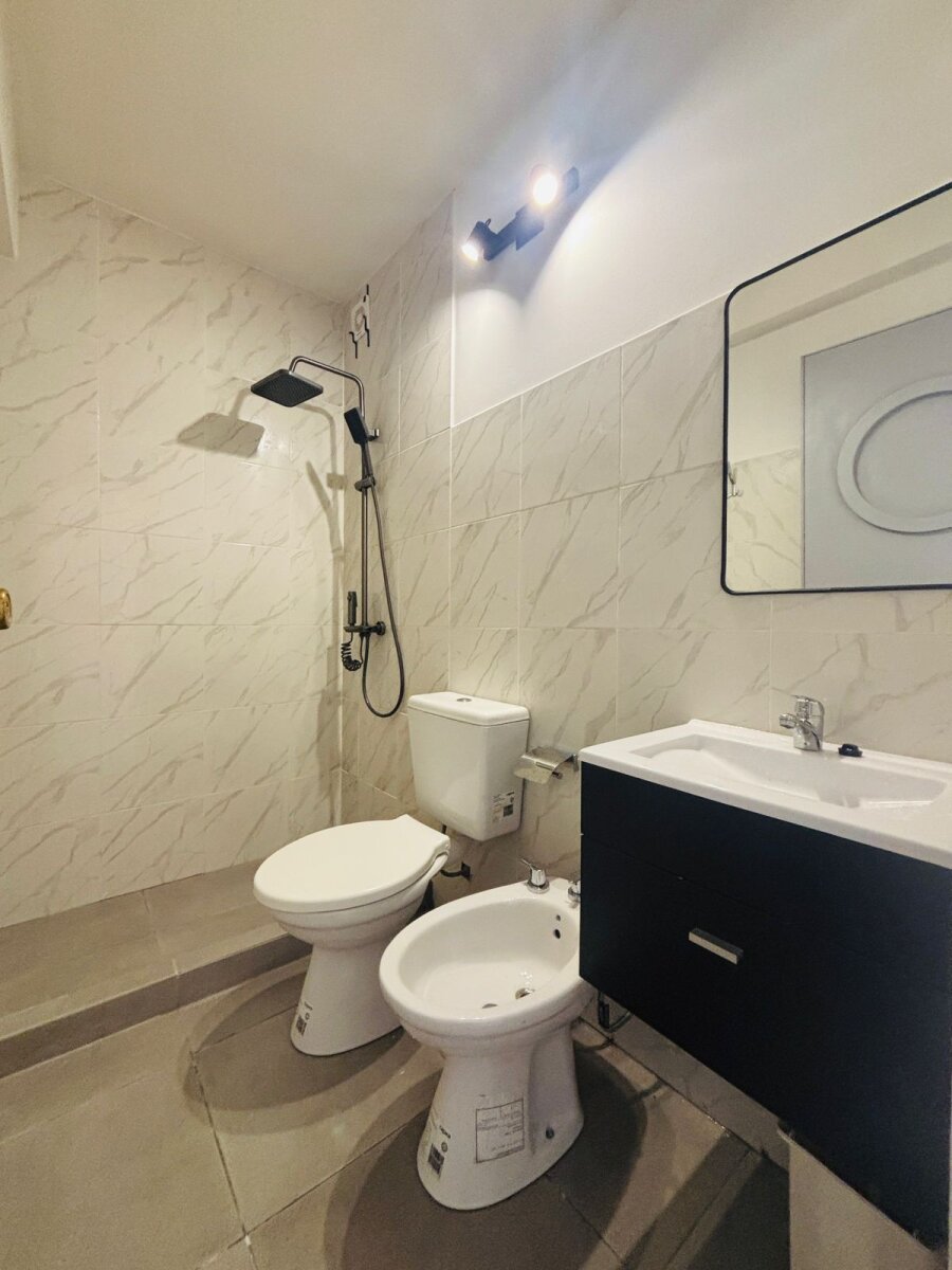 Se vende un departamento de 2 ambientes totalmente refaccionado - Recoleta — foto 4