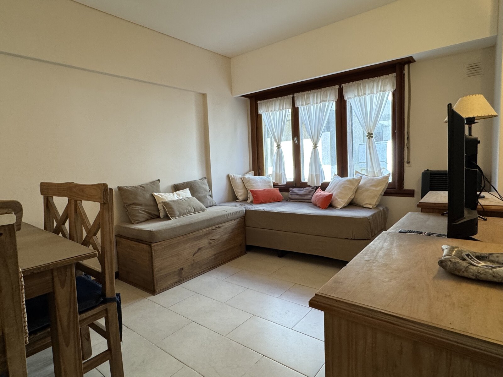 Departamento 3 ambientes en venta Pinamar | Gas natural | Muy cerca del mar - 2
