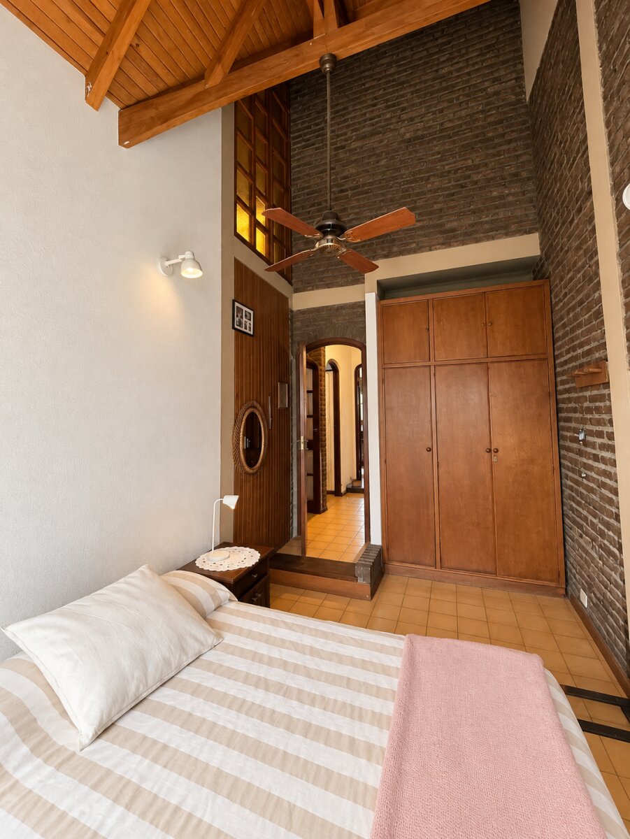 MUNIAGURRIA Y EVA PERON - CASA CON JARDÍN Y PARRILLERO — foto 13