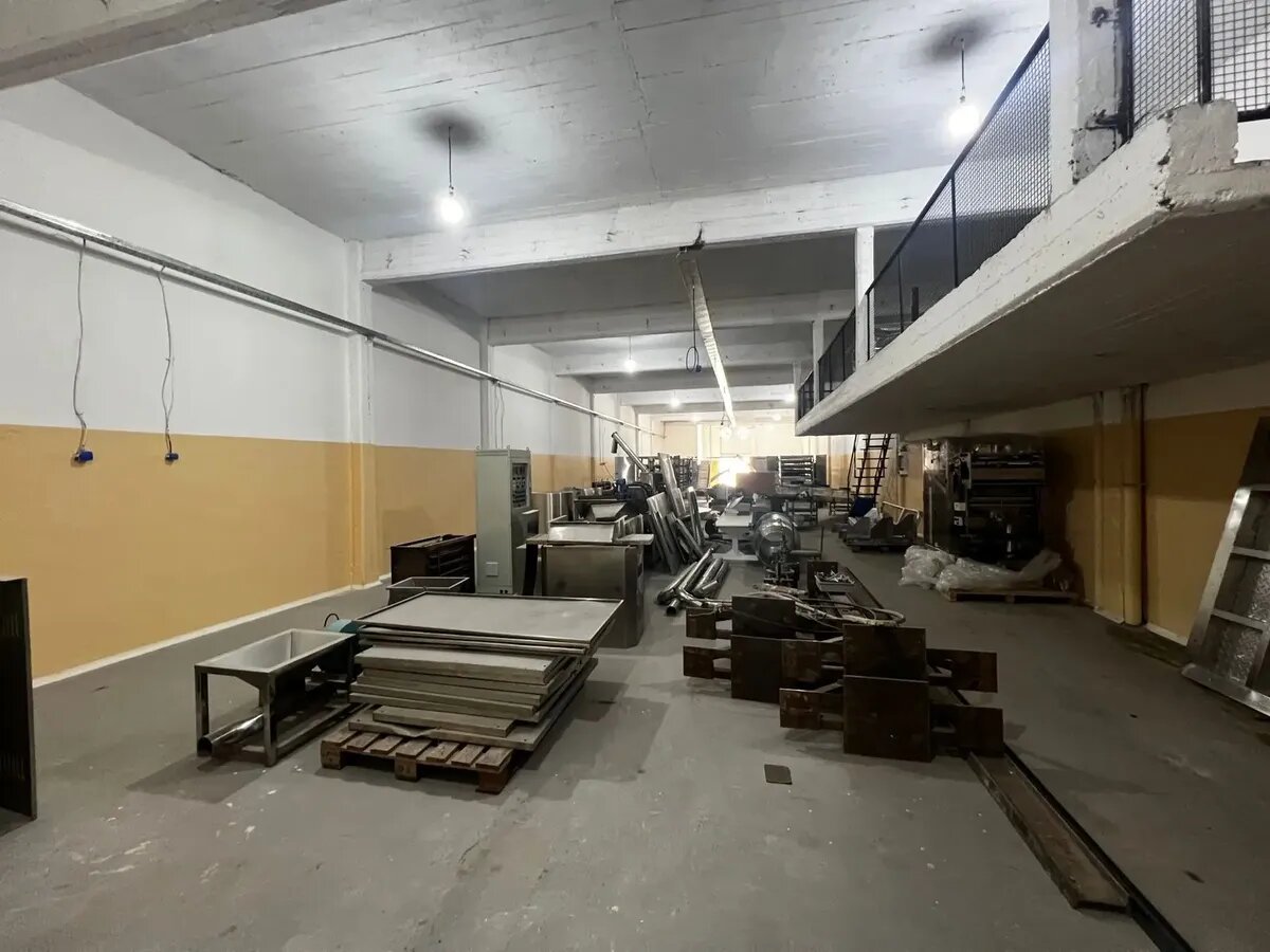 Venta Galpón En Valentin Alsina - Acepta Permuta - 10