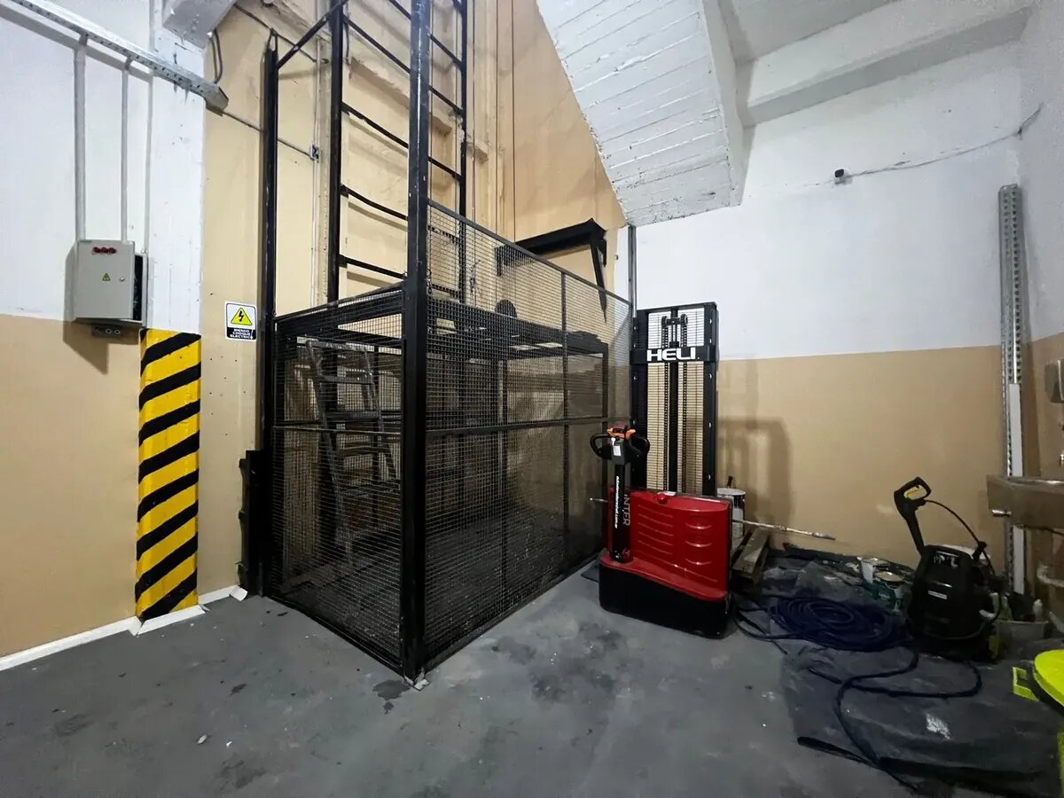 Venta Galpón En Valentin Alsina - Acepta Permuta - 22
