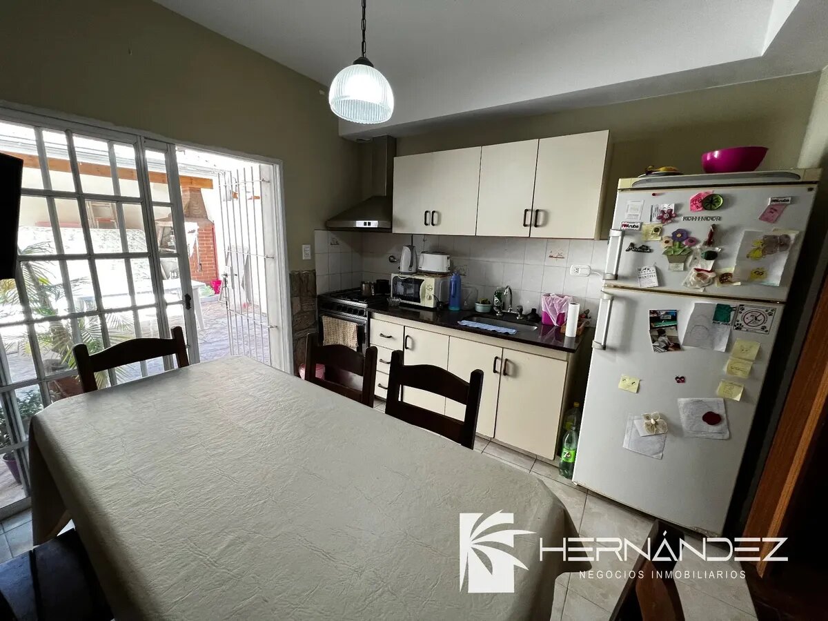 Venta Duplex Parrilla Y Cochera Permuta . Apto Credito - 4