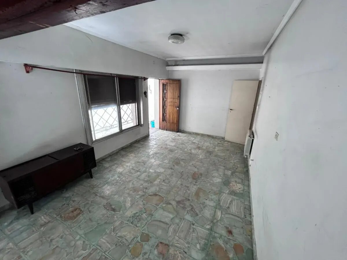 Venta Ph Lanús Oeste 4 Ambientes Cochera Patio Parrilla - 2