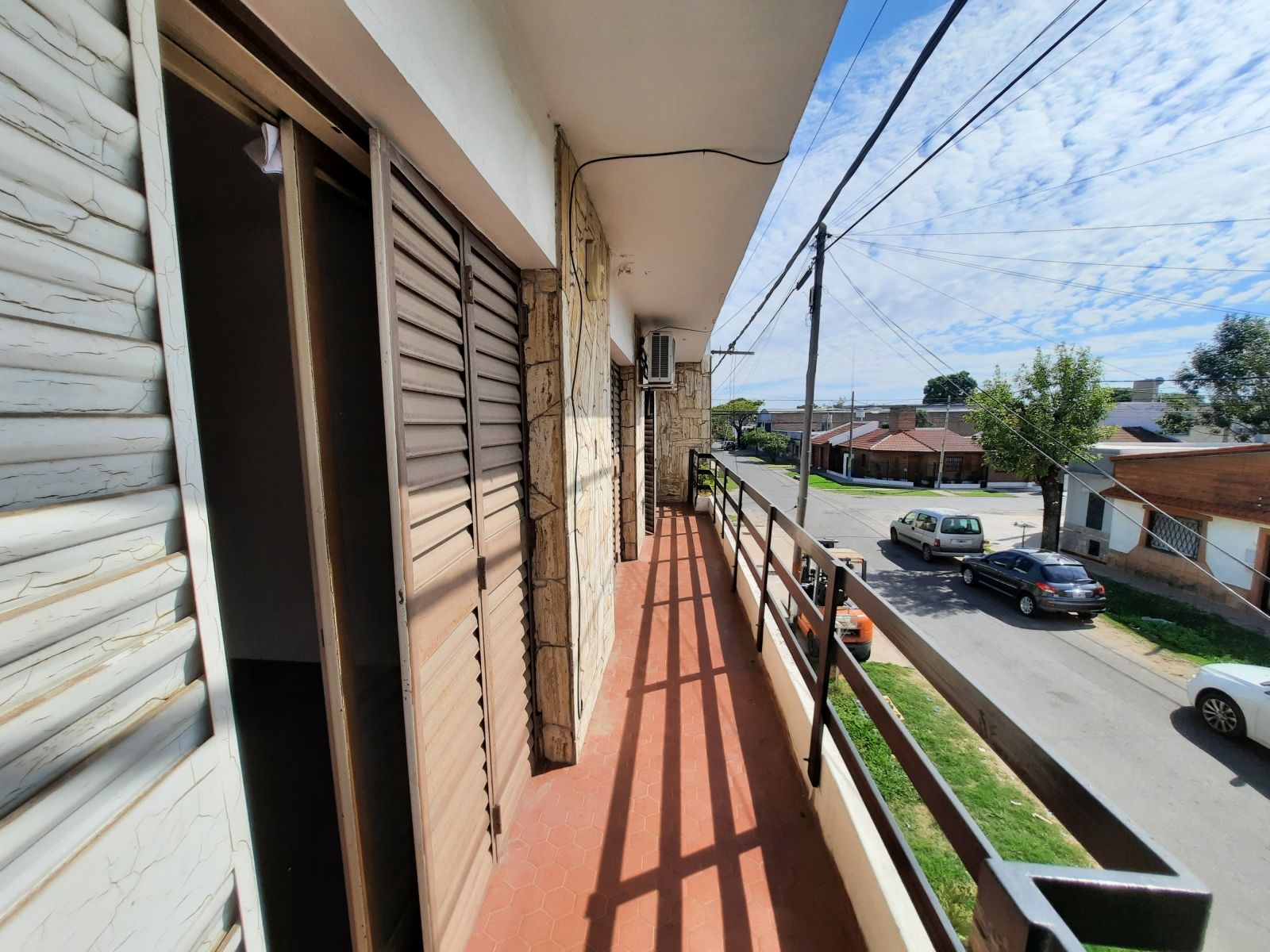 CASA EN PLANTA ALTA DE 3 DORMITORIOS - 15