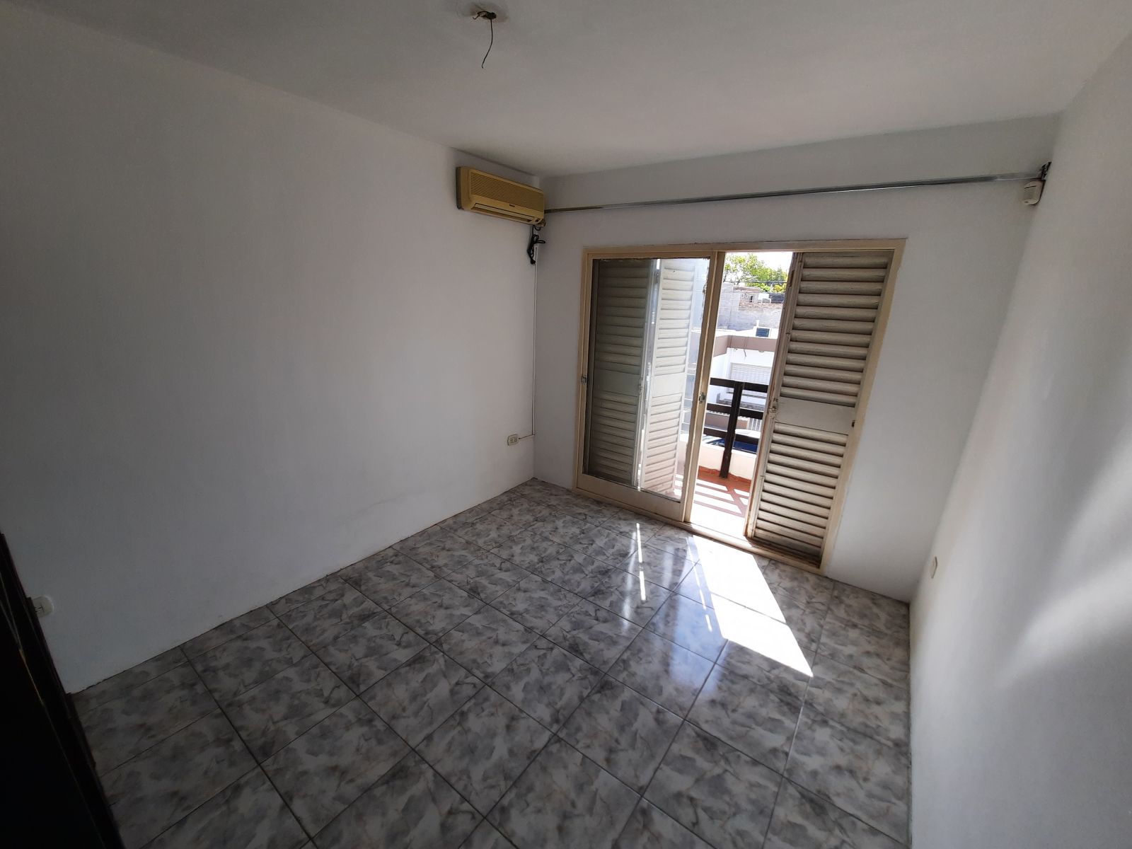 CASA EN PLANTA ALTA DE 3 DORMITORIOS - 7