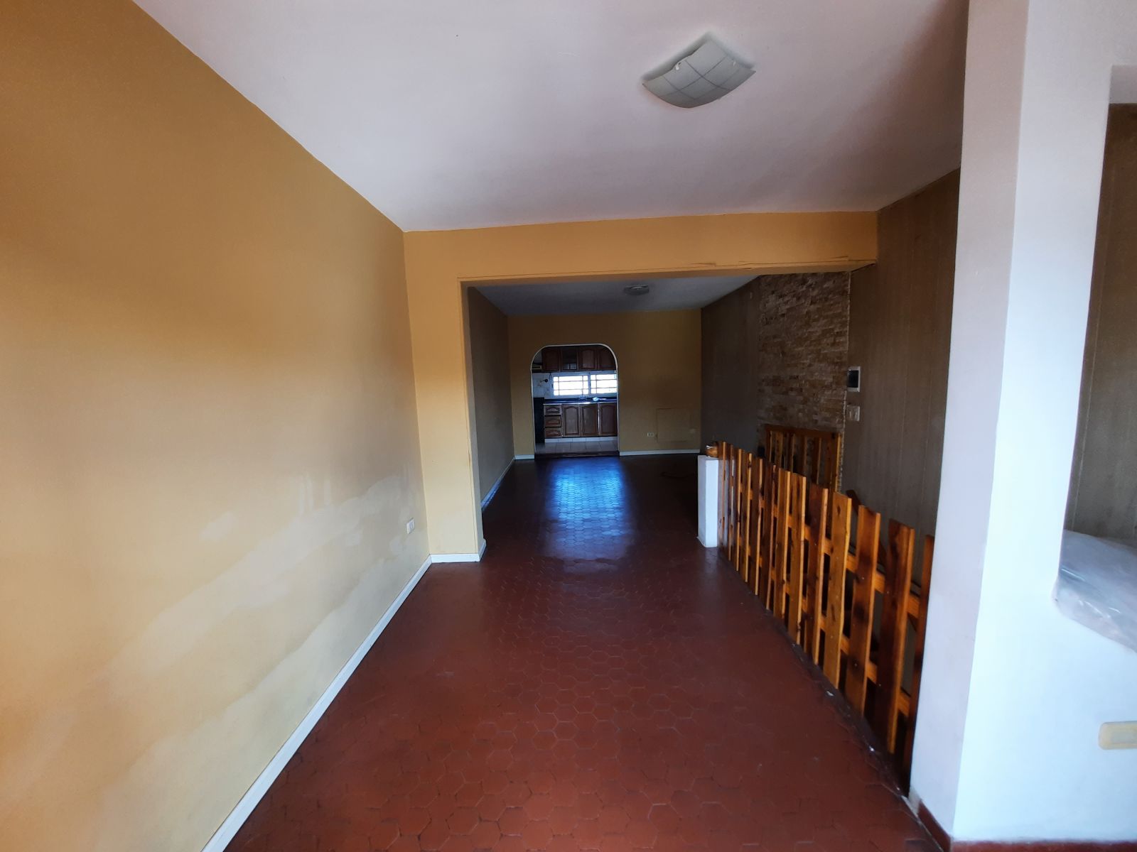 CASA EN PLANTA ALTA DE 3 DORMITORIOS - 6