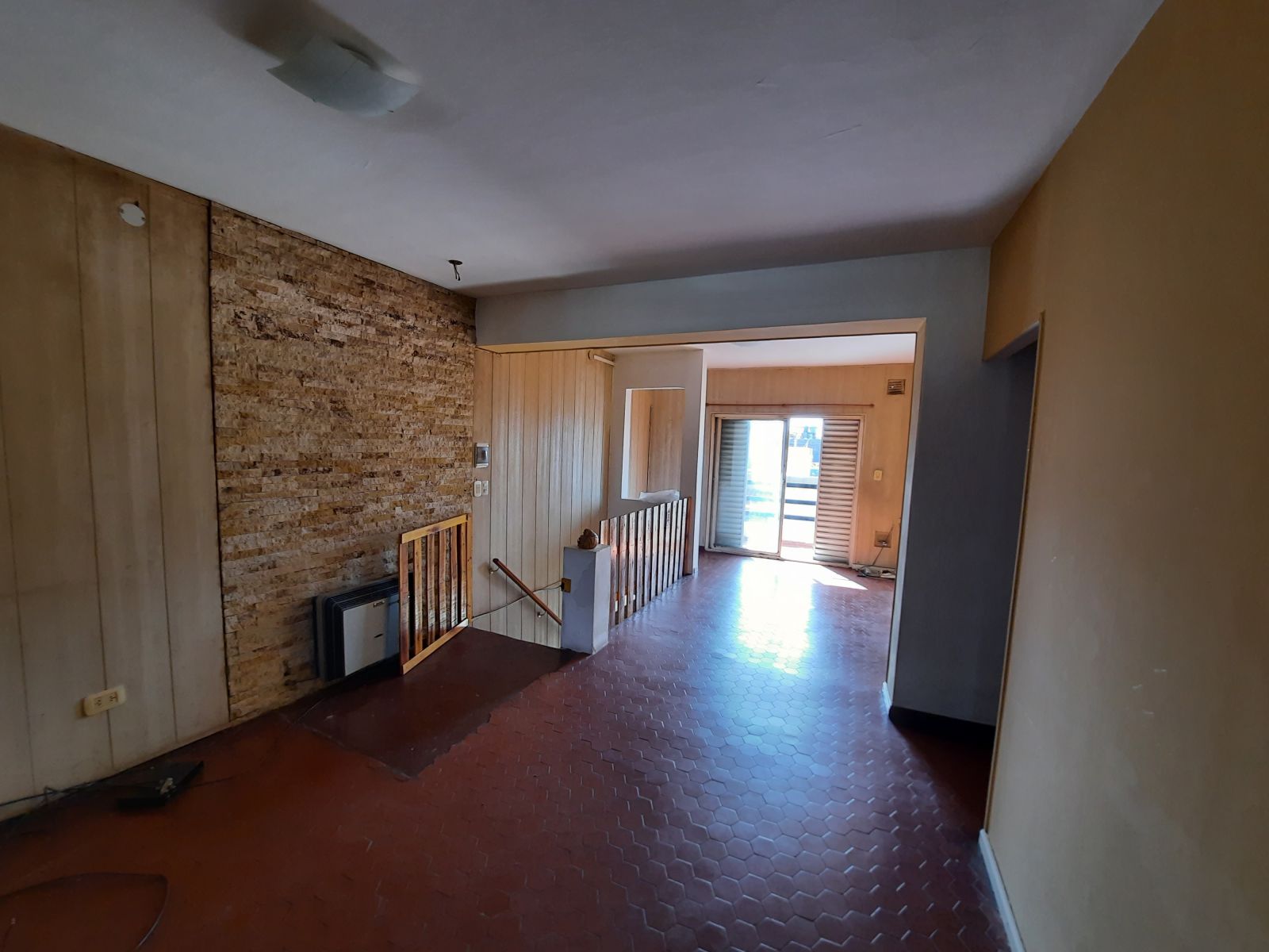 CASA EN PLANTA ALTA DE 3 DORMITORIOS - 3