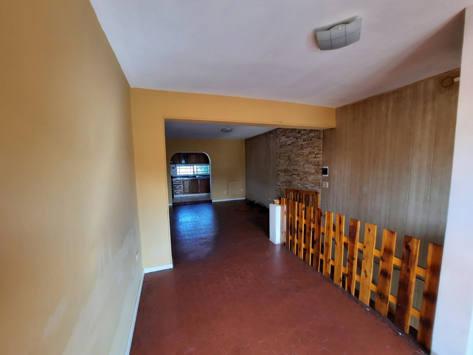 CASA EN PLANTA ALTA DE 3 DORMITORIOS - 4