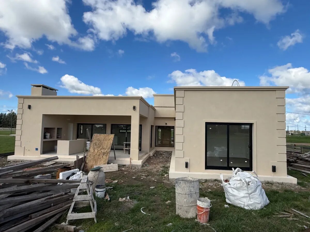 Venta En Pozo Casa Pileta Fincas Joven Permuta Financiacion — foto 4