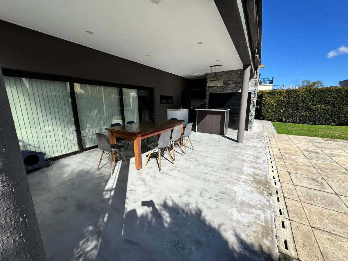 Venta Casa Brisas Adrogue 5 Ambientes Apto Crédito Permuta - 27