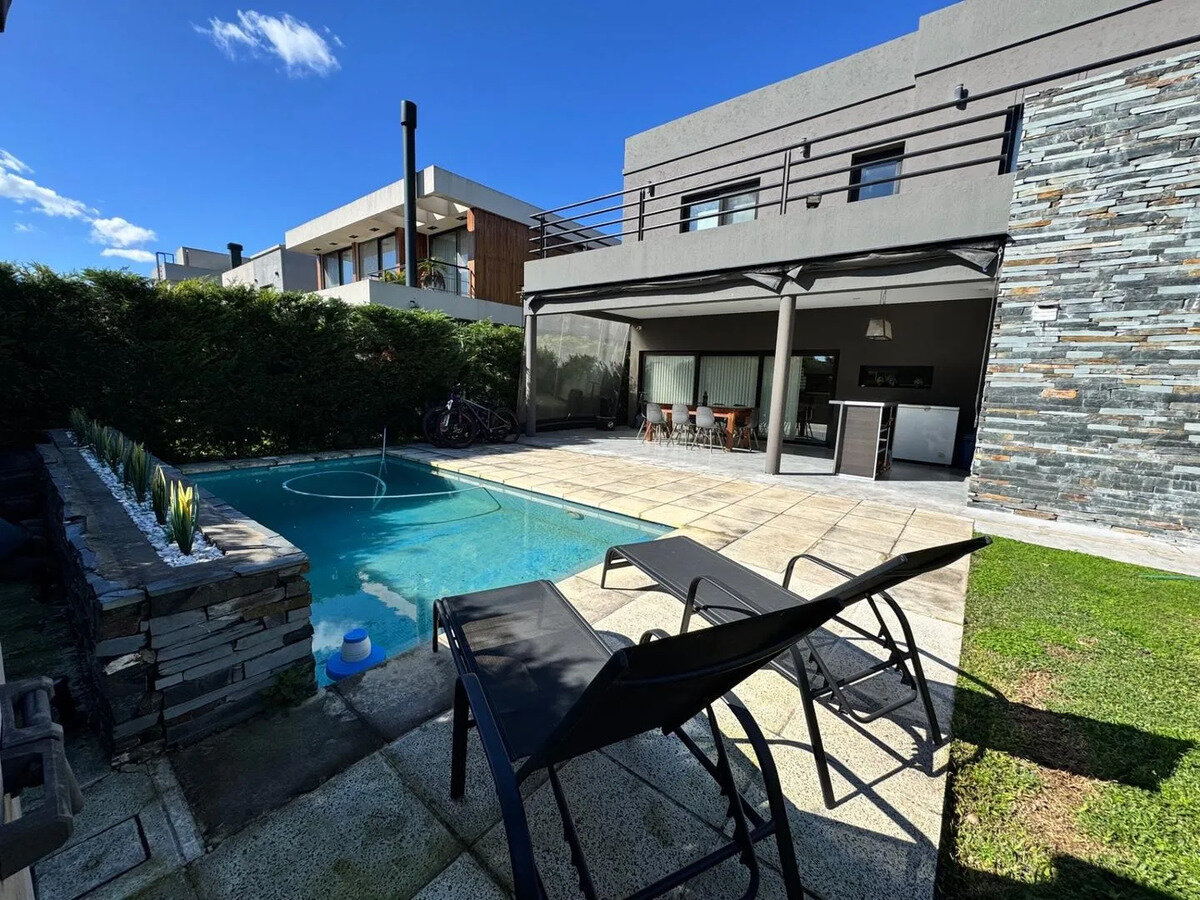 Venta Casa Brisas Adrogue 5 Ambientes Apto Crédito Permuta - 29
