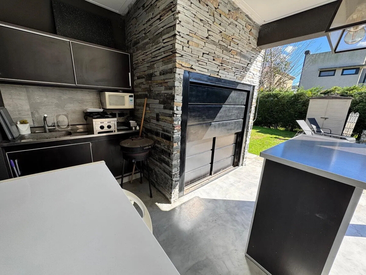 Venta Casa Brisas Adrogue 5 Ambientes Apto Crédito Permuta - 28