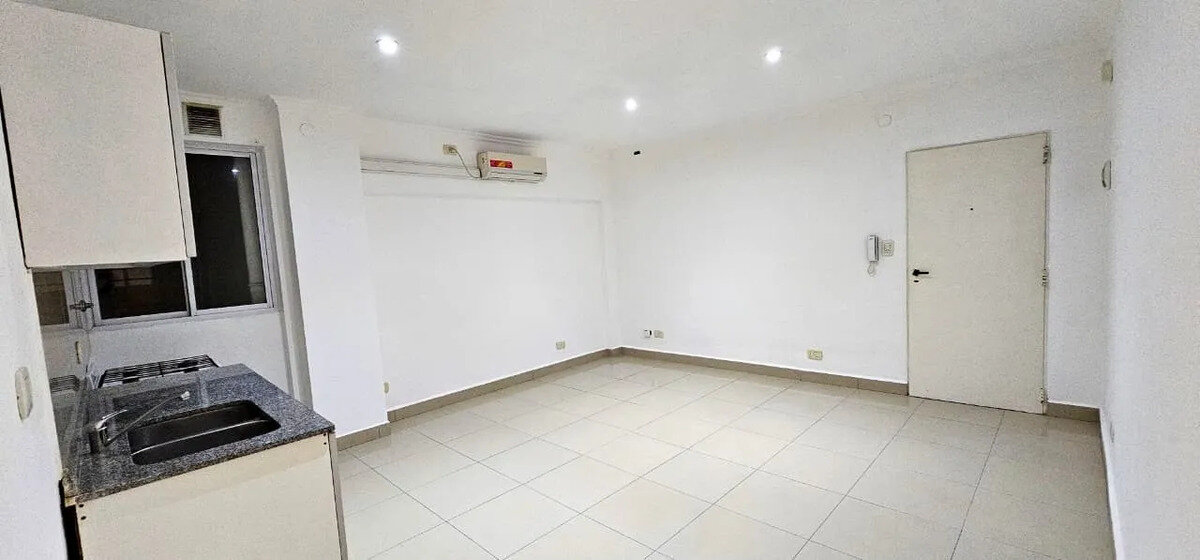 Departamento 2 Ambientes Apto Crédito Sobre Avenida - 17