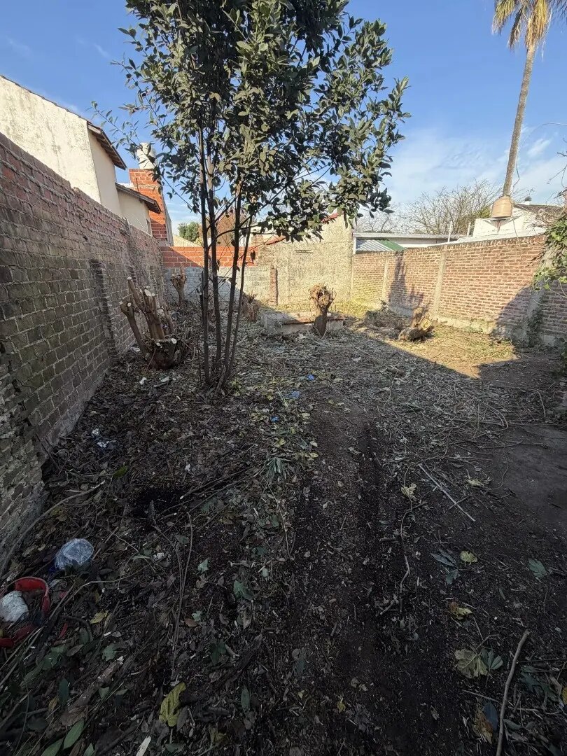 Venta Casa Lote Inversion Banfield - 2