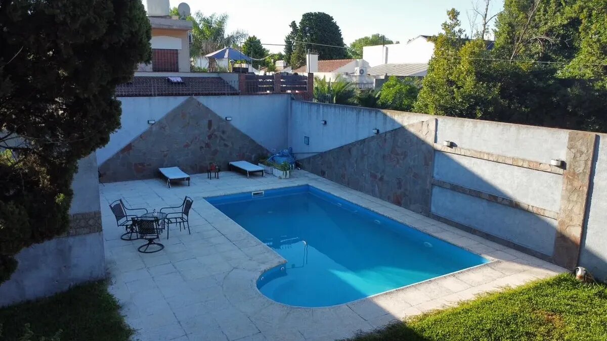 Venta Lote Pileta Quincho Banfield Barrio Inglés