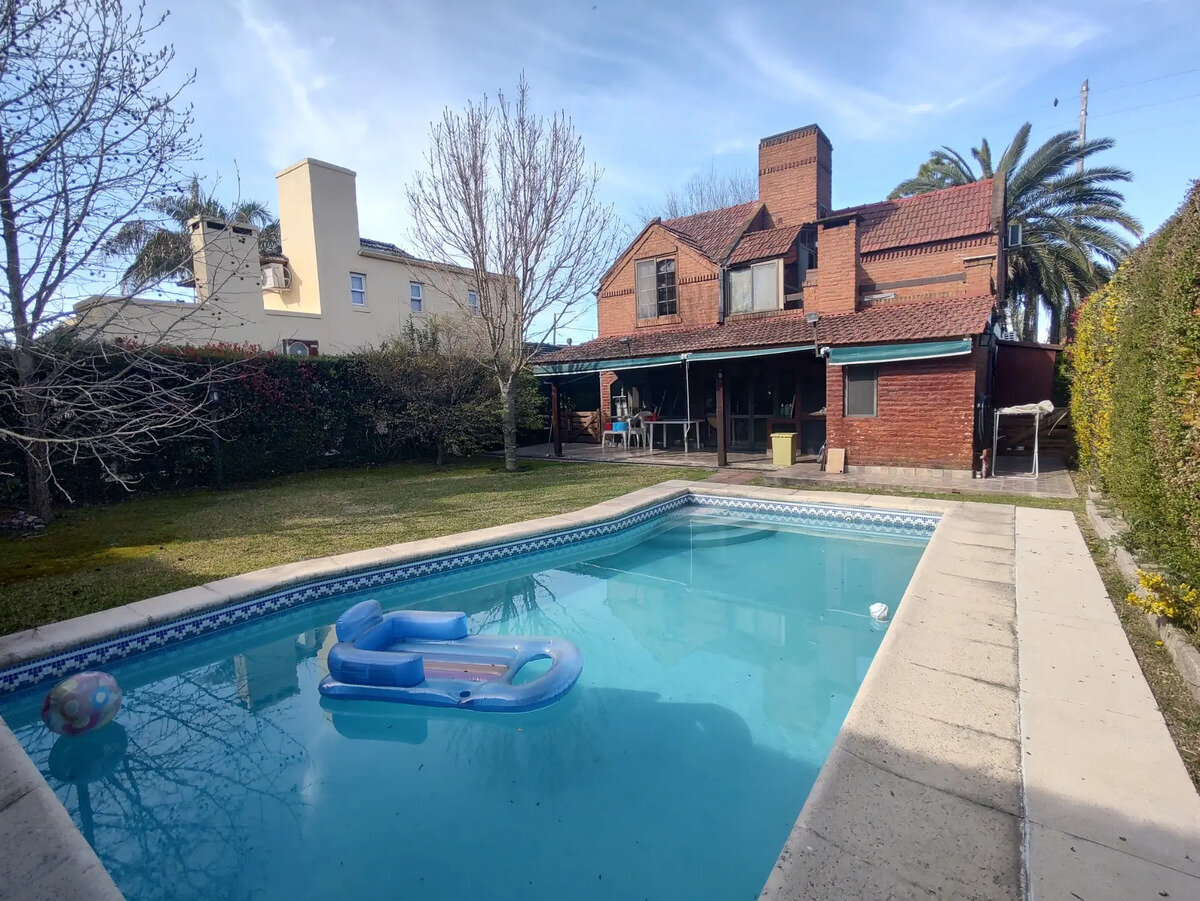 Venta Casa Chalet Apto Crédito En Barrio Francisco Álvarez