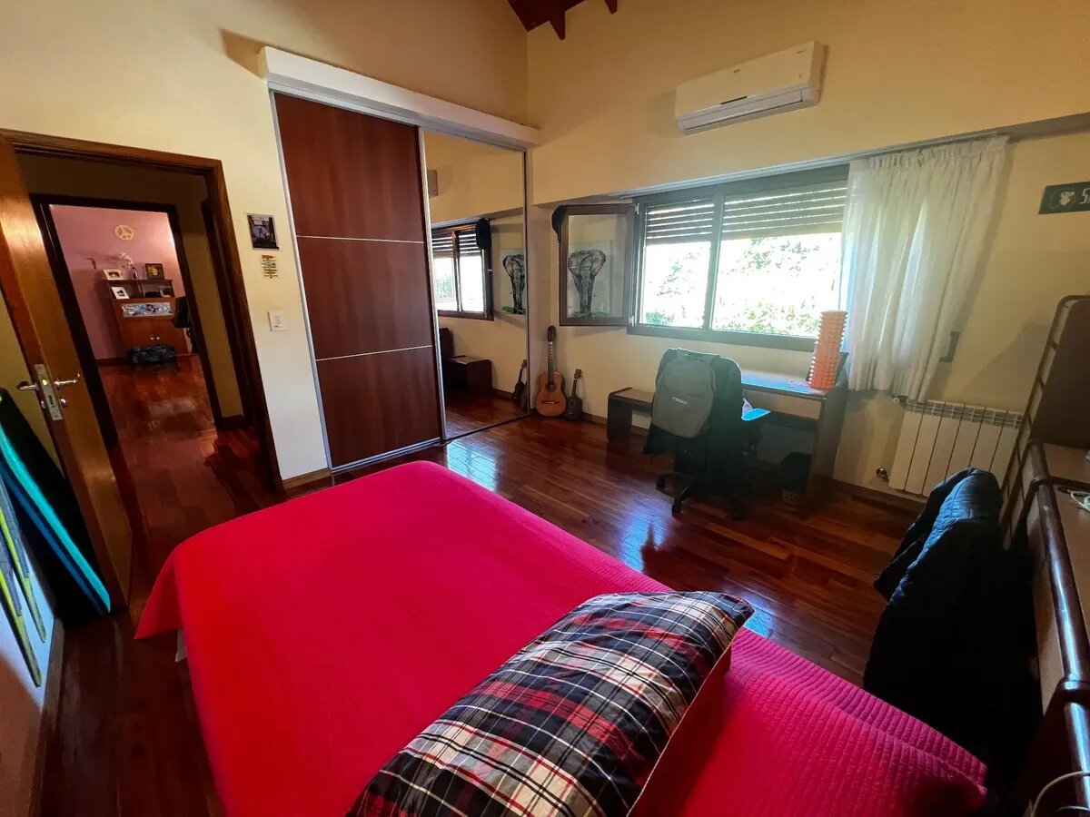 Venta Casa Chalet Adrogué Pileta Parque Permuta Apto Crédito - 26