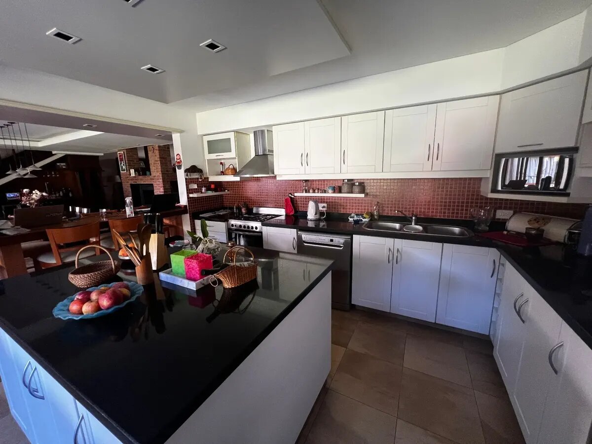 Venta Casa Chalet Adrogué Pileta Parque Permuta Apto Crédito - 6