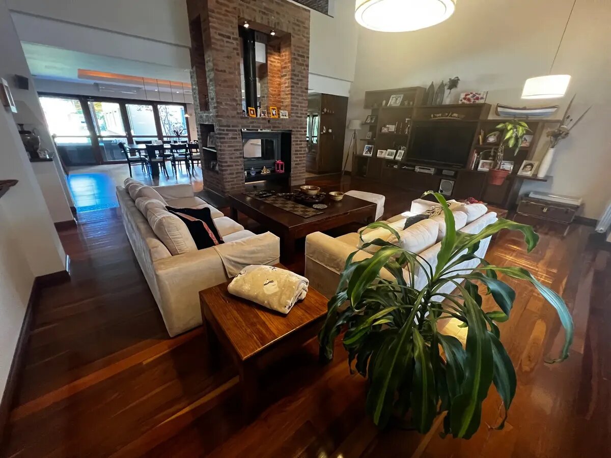 Venta Casa Chalet Adrogué Pileta Parque Permuta Apto Crédito - 2
